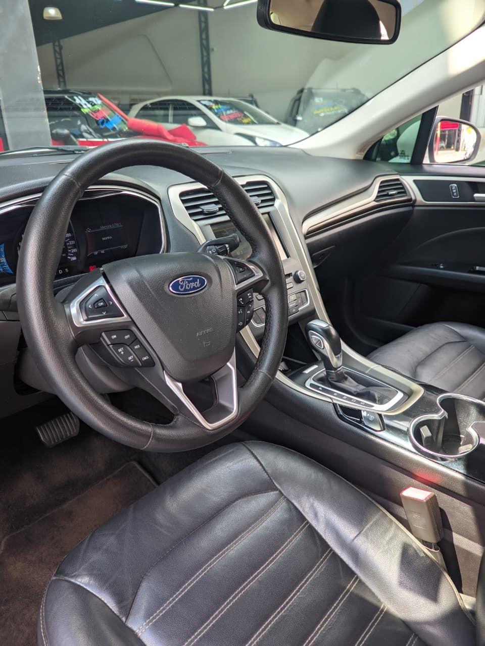 FORD Fusion - Foto