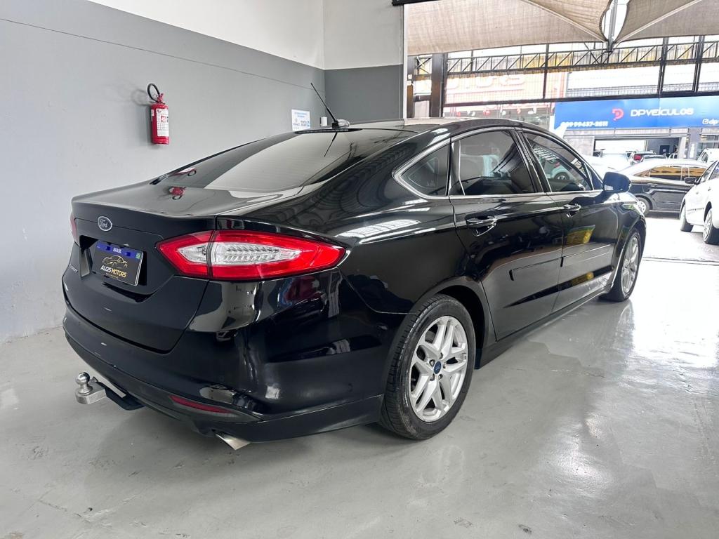 FORD Fusion - Foto