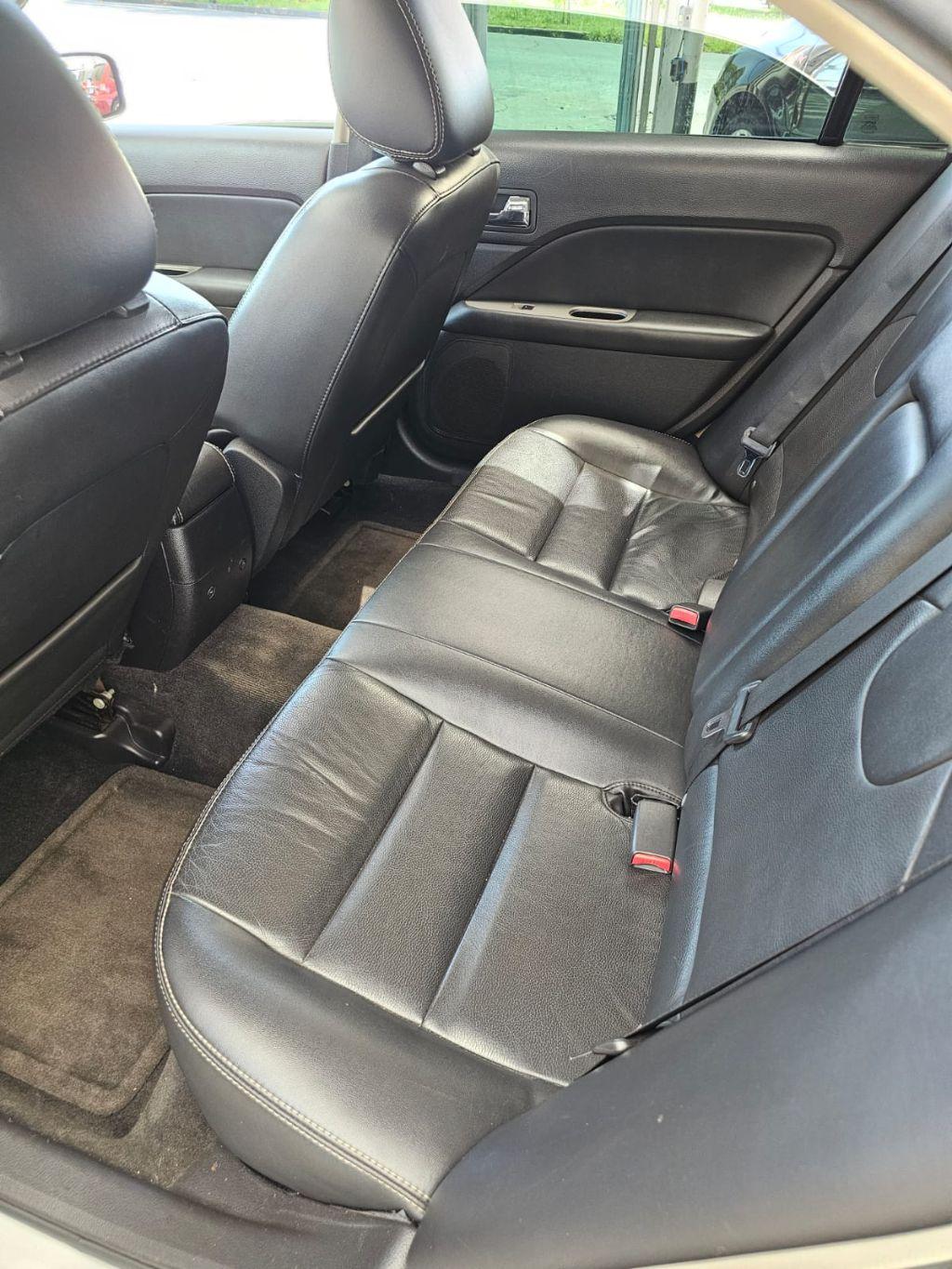 FORD Fusion - Foto