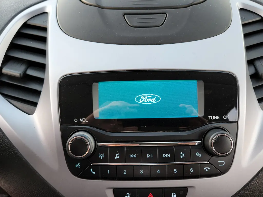 FORD Ka Hatch - Foto