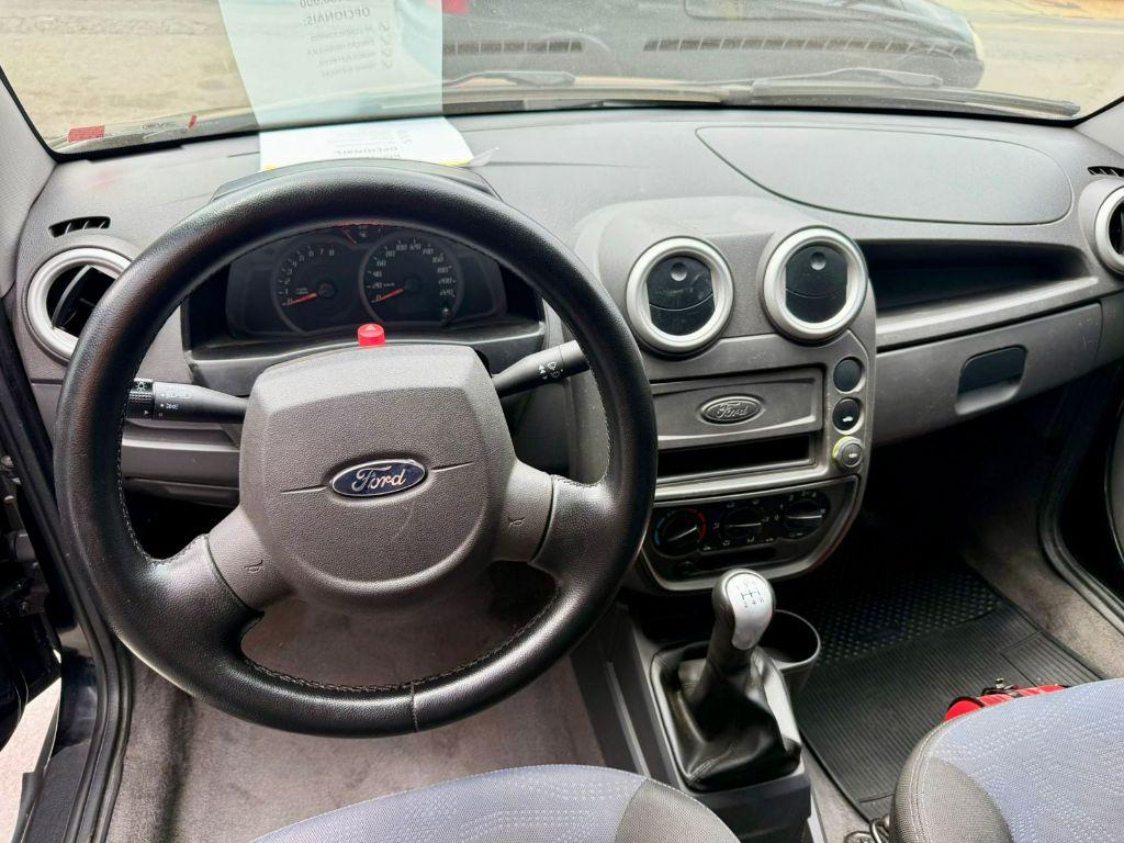 FORD Ka Hatch - Foto