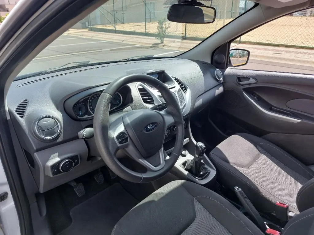 FORD Ka Hatch - Foto