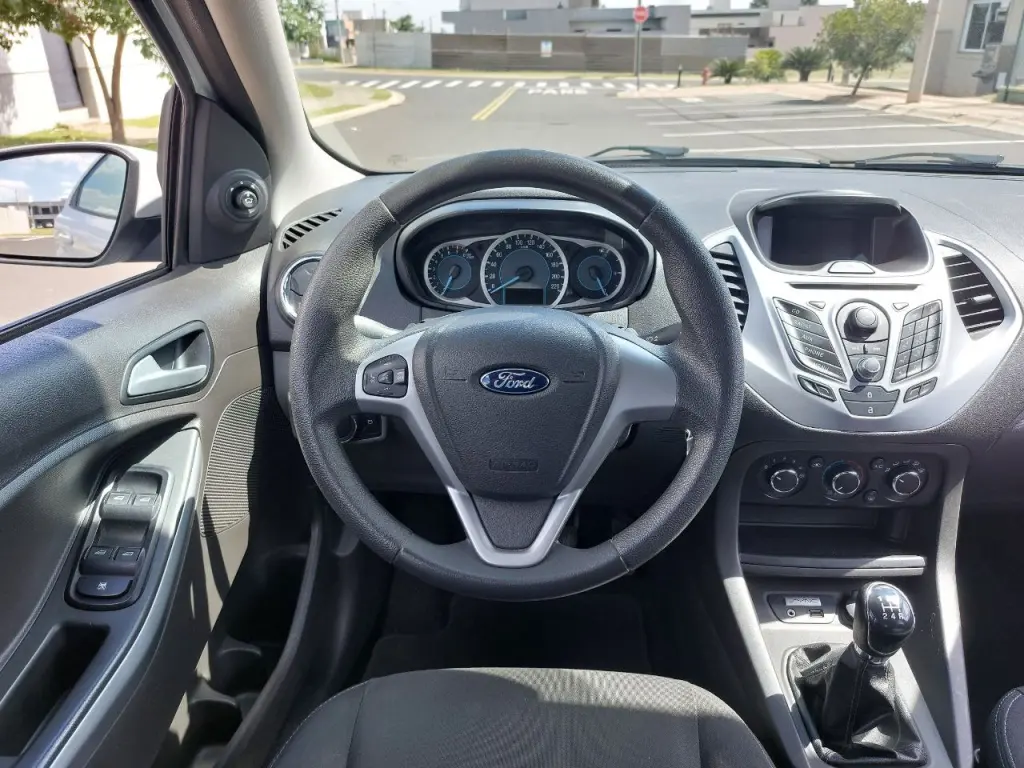 FORD Ka Hatch - Foto