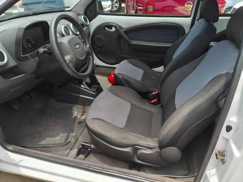 FORD Ka Hatch - Foto