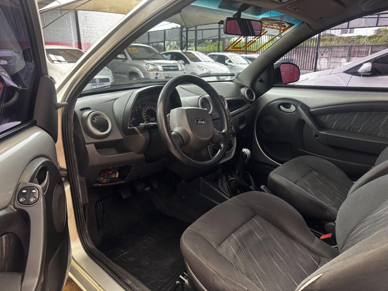 FORD Ka Hatch - Foto