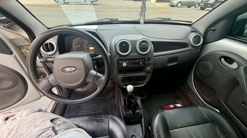 FORD Ka Hatch - Foto