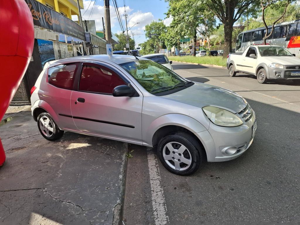FORD Ka Hatch - Foto