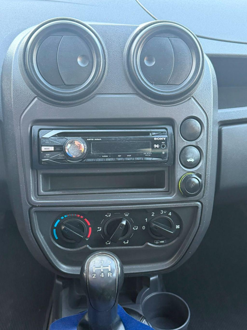 FORD Ka Hatch - Foto