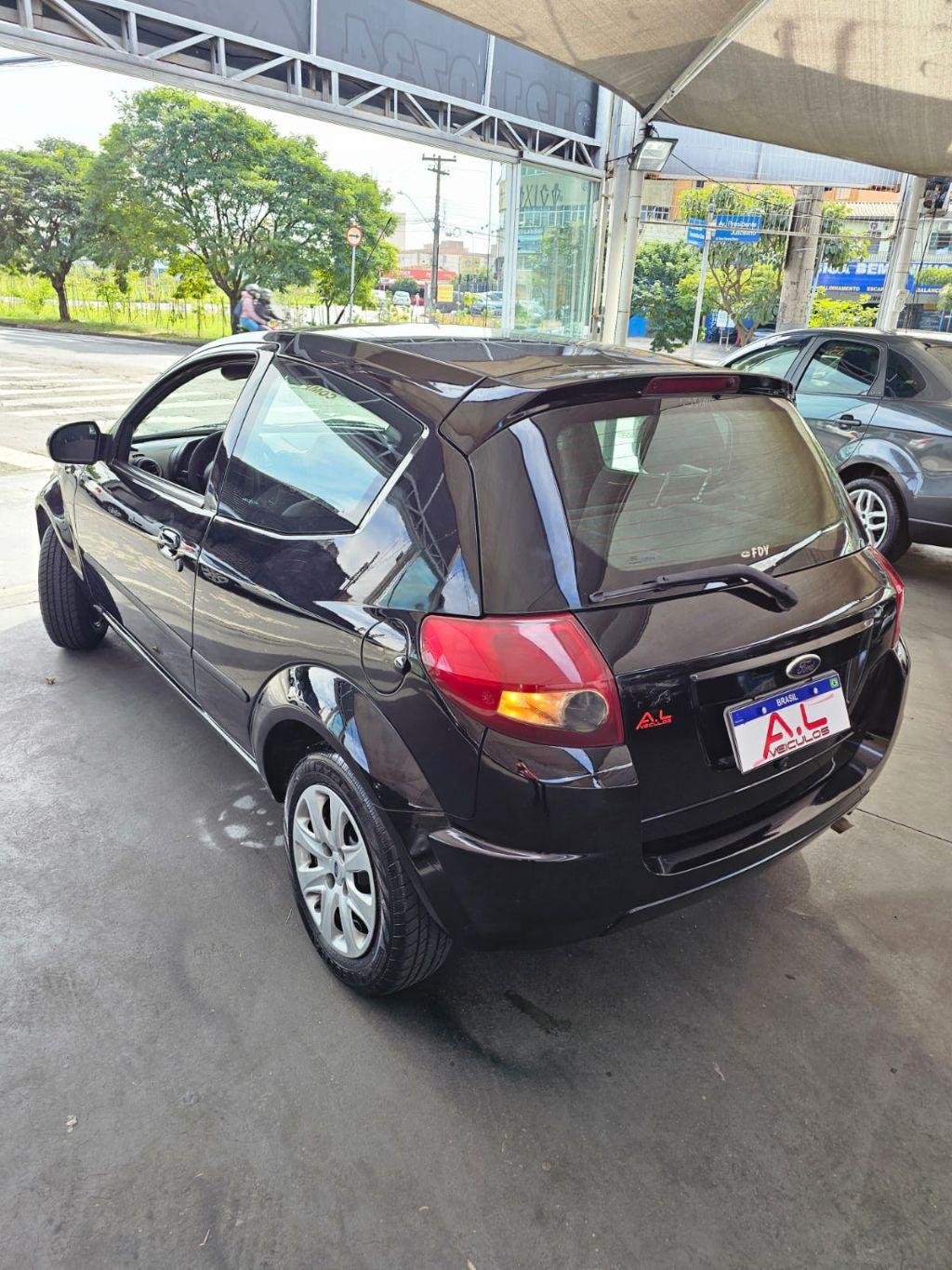 FORD Ka Hatch - Foto