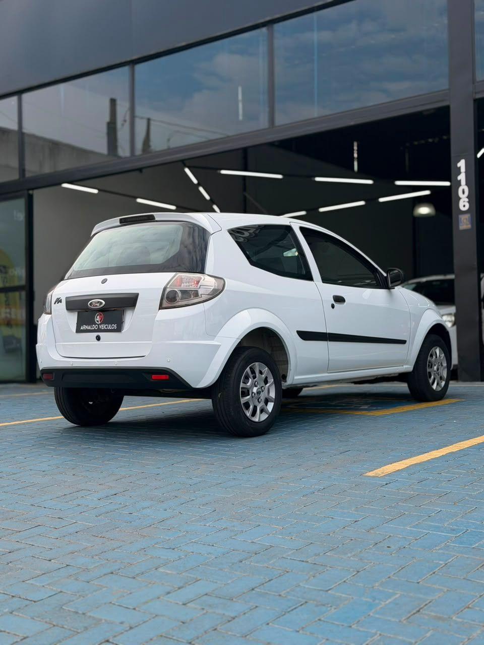 FORD Ka Hatch - Foto