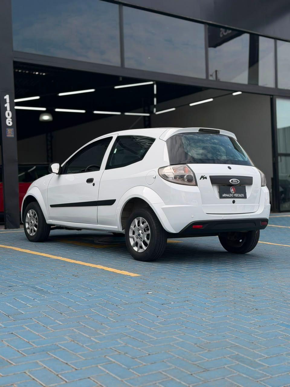 FORD Ka Hatch - Foto