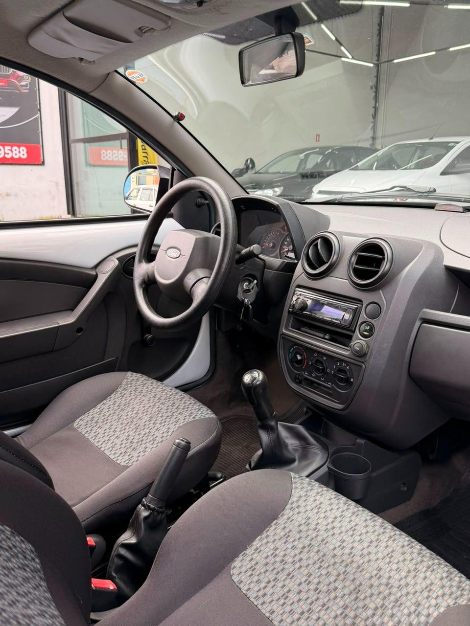 FORD Ka Hatch - Foto