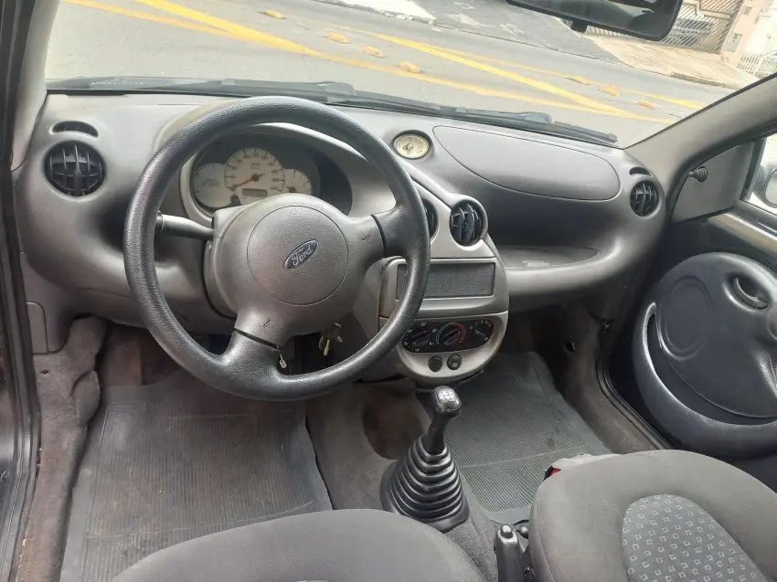 FORD Ka Hatch - Foto