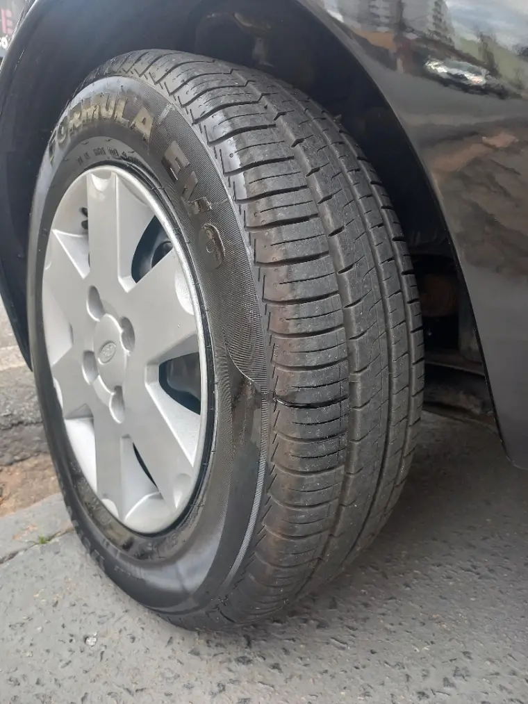 FORD Ka Hatch - Foto