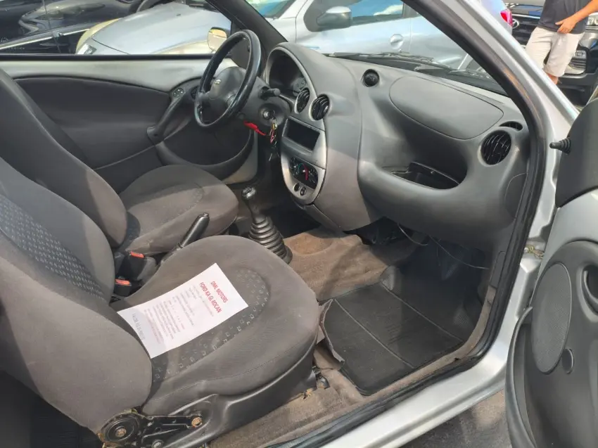 FORD Ka Hatch - Foto