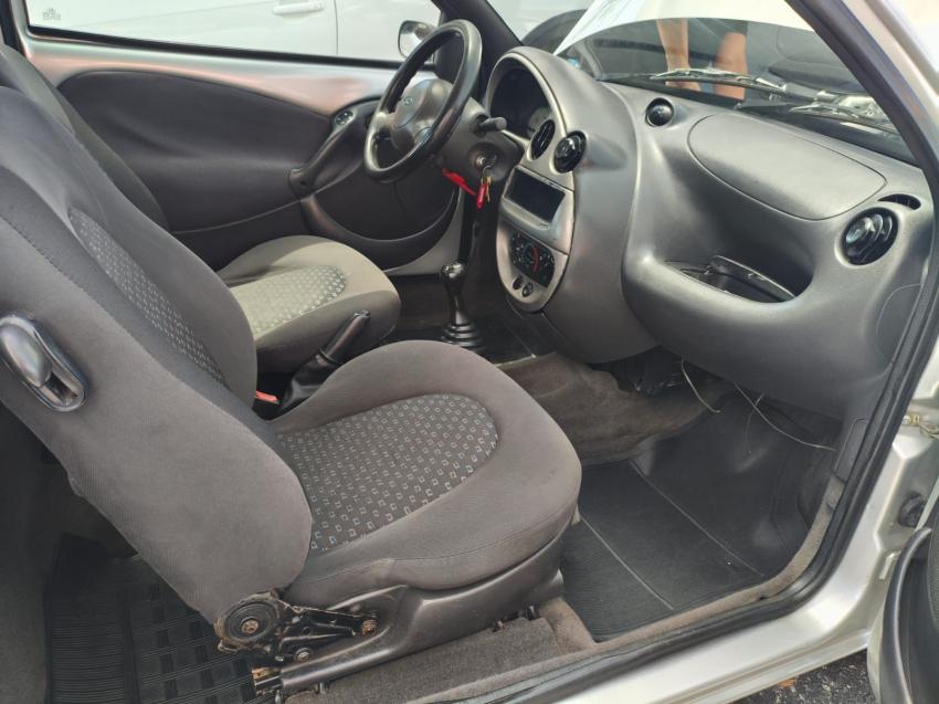 FORD Ka Hatch - Foto