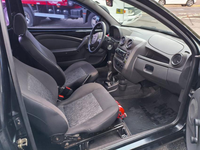 FORD Ka Hatch - Foto