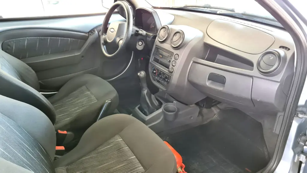 FORD Ka Hatch - Foto