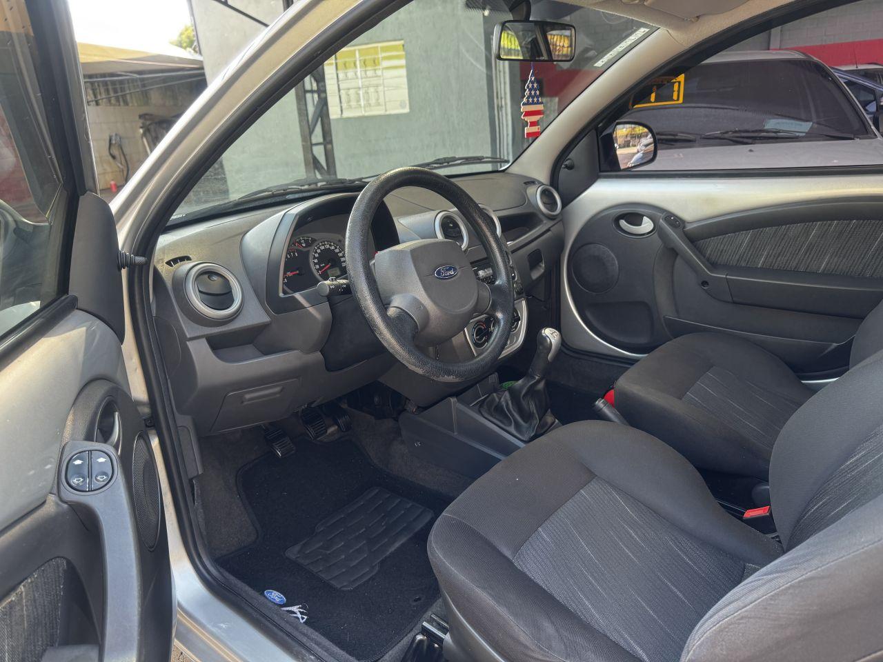 FORD Ka Hatch - Foto