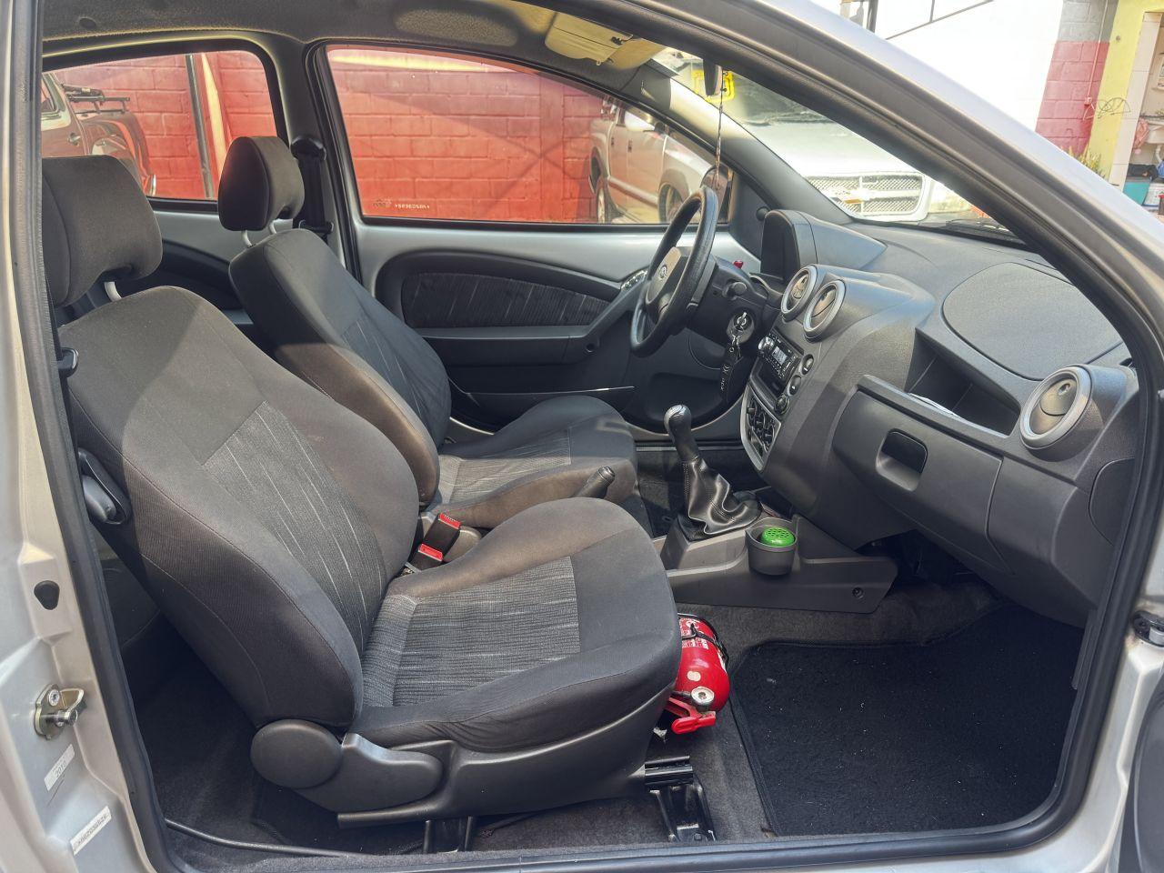 FORD Ka Hatch - Foto