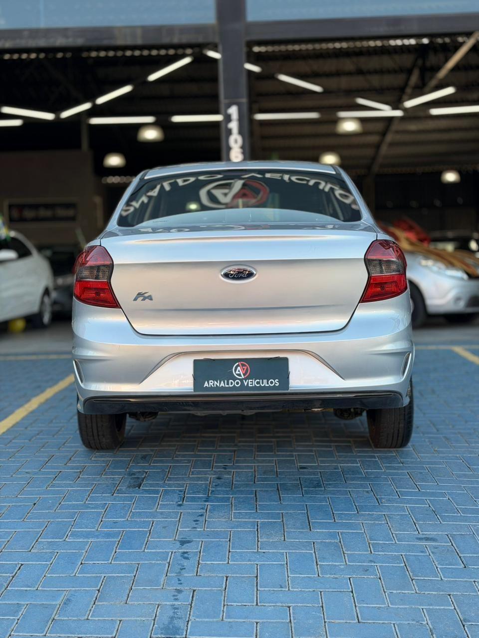 FORD Ka + Sedan - Foto