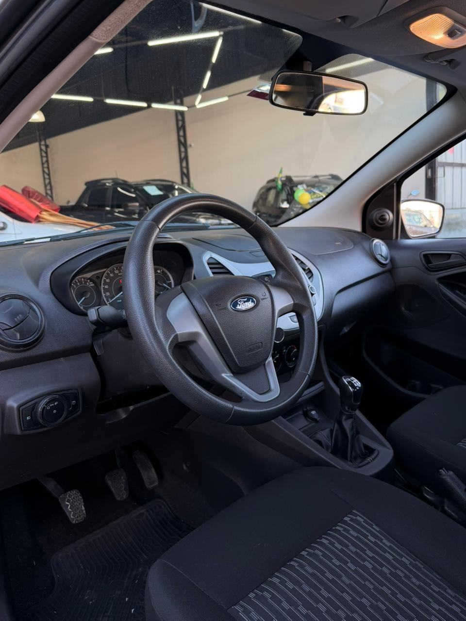 FORD Ka + Sedan - Foto