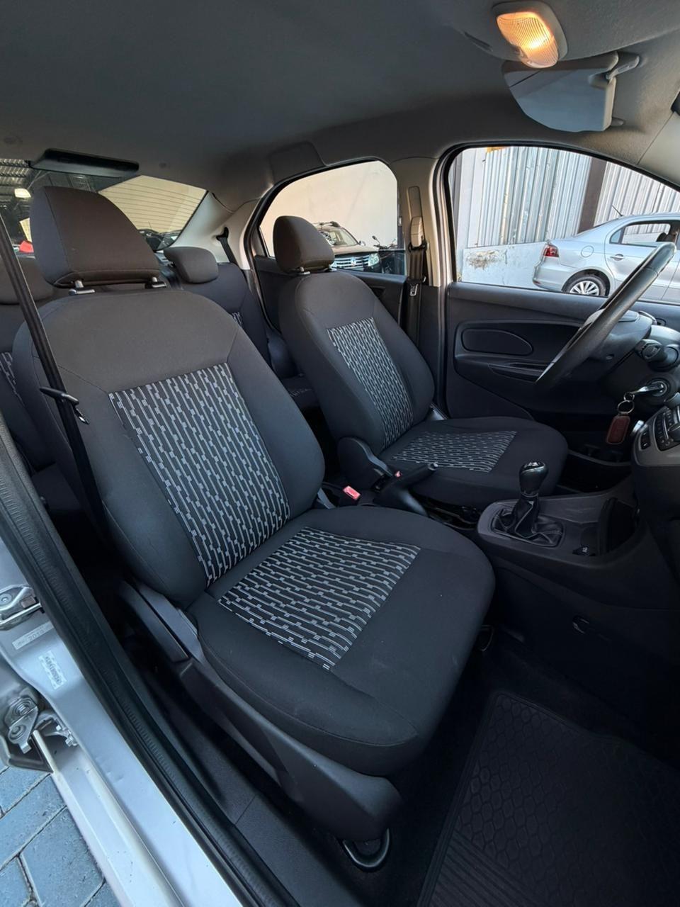 FORD Ka + Sedan - Foto