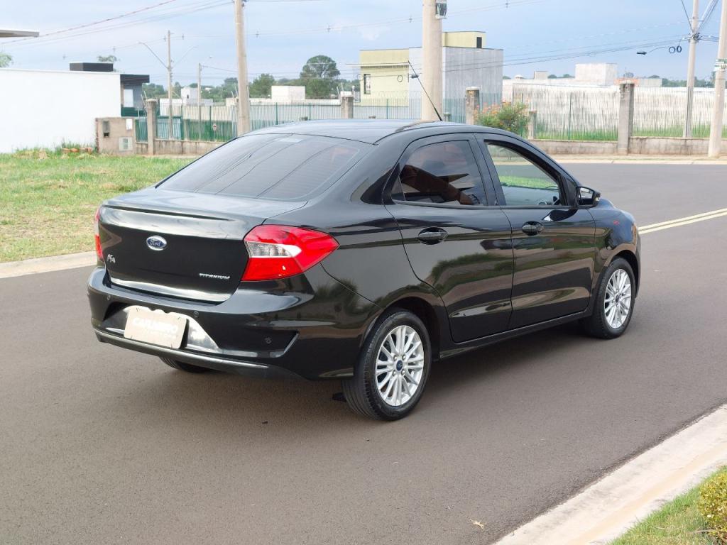FORD Ka + Sedan - Foto