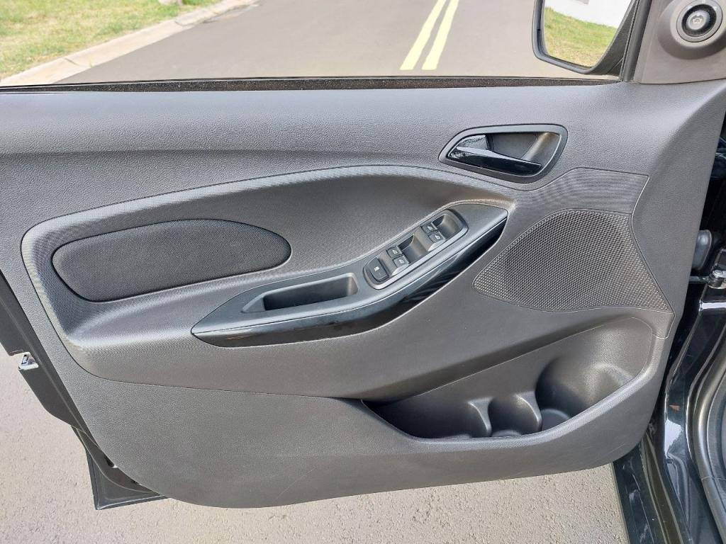 FORD Ka + Sedan - Foto