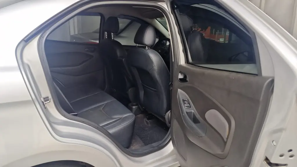 FORD Ka + Sedan - Foto