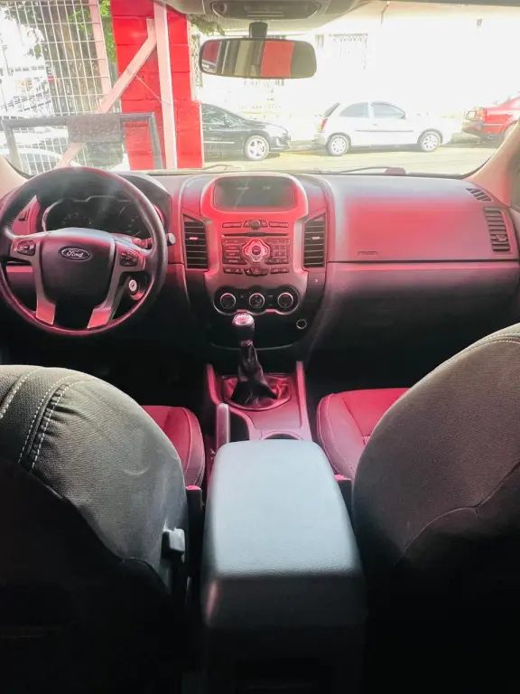 FORD Ranger - Foto