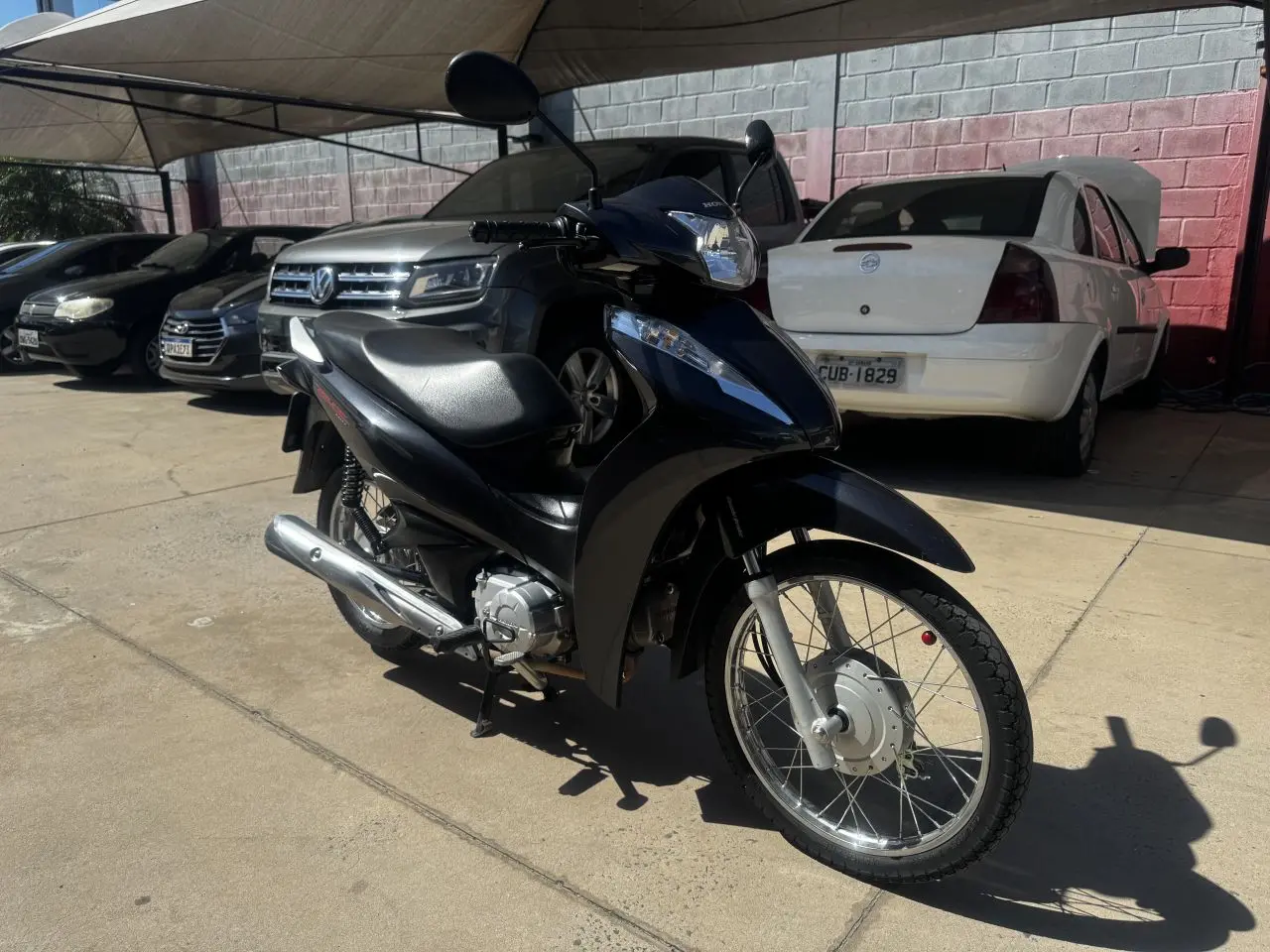 HONDA Biz 110 I - Foto
