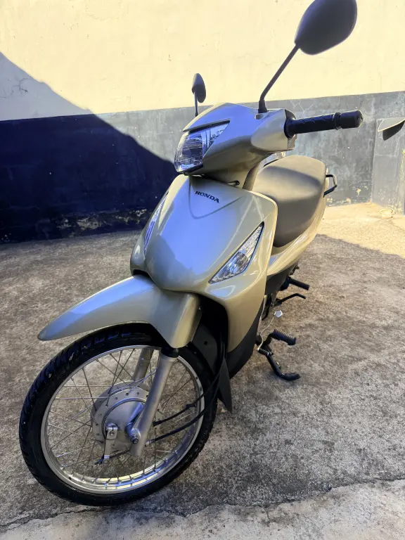 HONDA Biz 125 - Foto