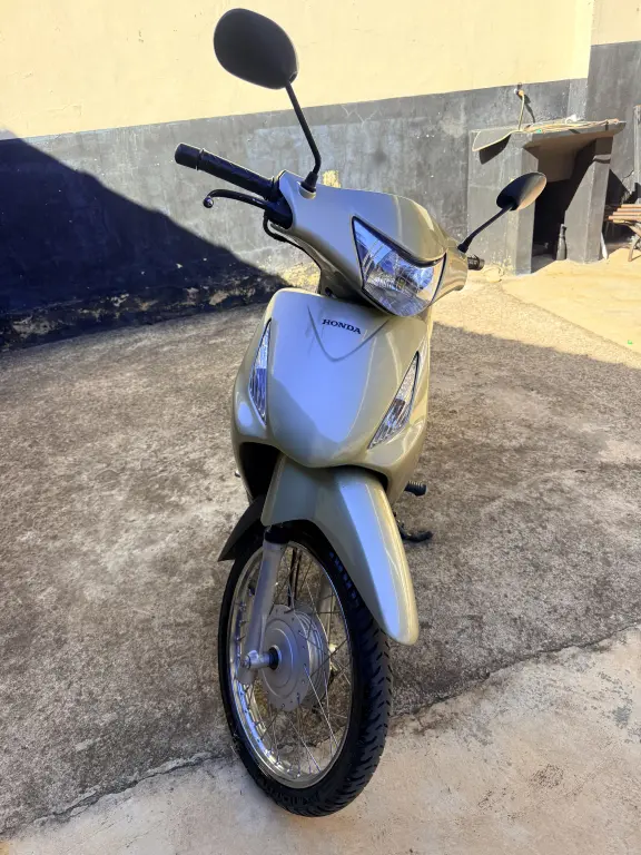 HONDA Biz 125 - Foto