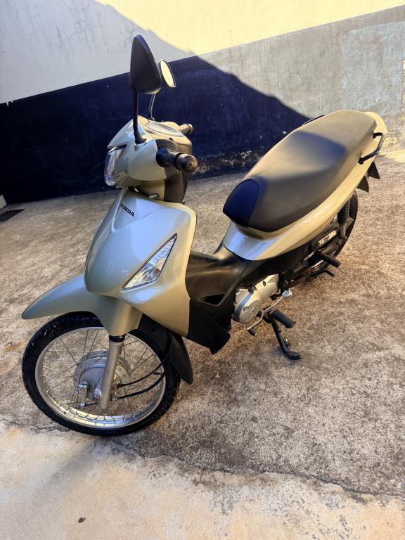 HONDA Biz 125 - Foto