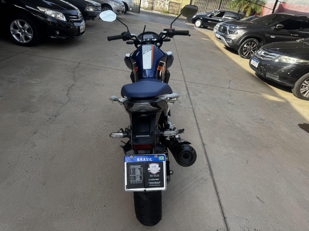 HONDA CB 250 F Twister - Foto