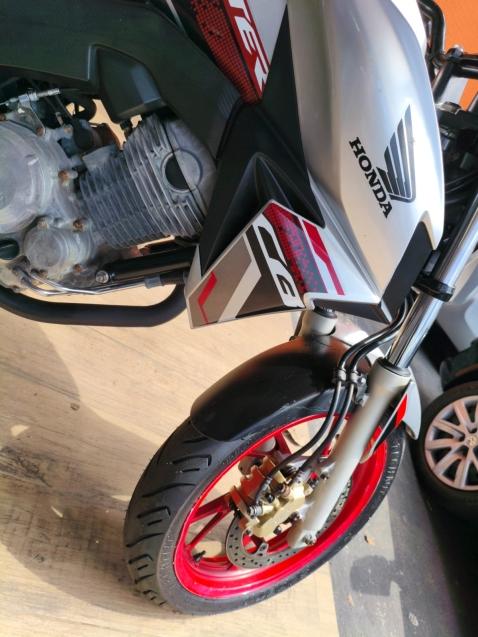 HONDA CB 250 F Twister - Foto