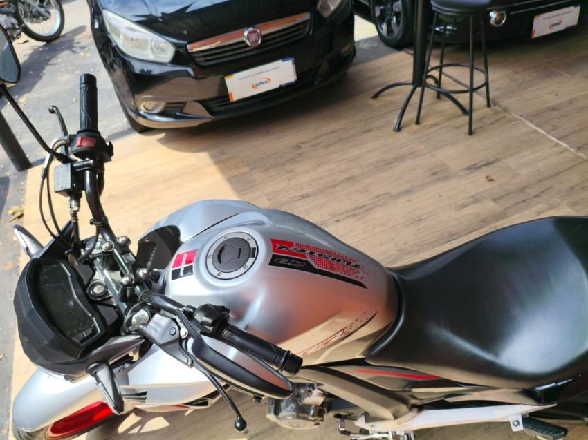 HONDA CB 250 F Twister - Foto