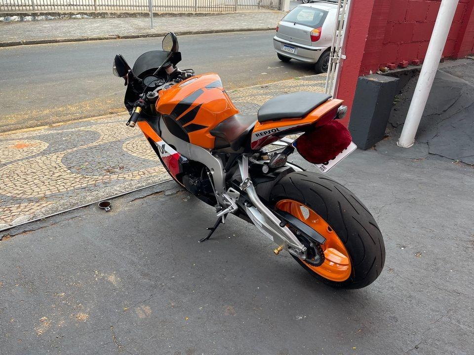 HONDA CBR 1000 RR - Foto