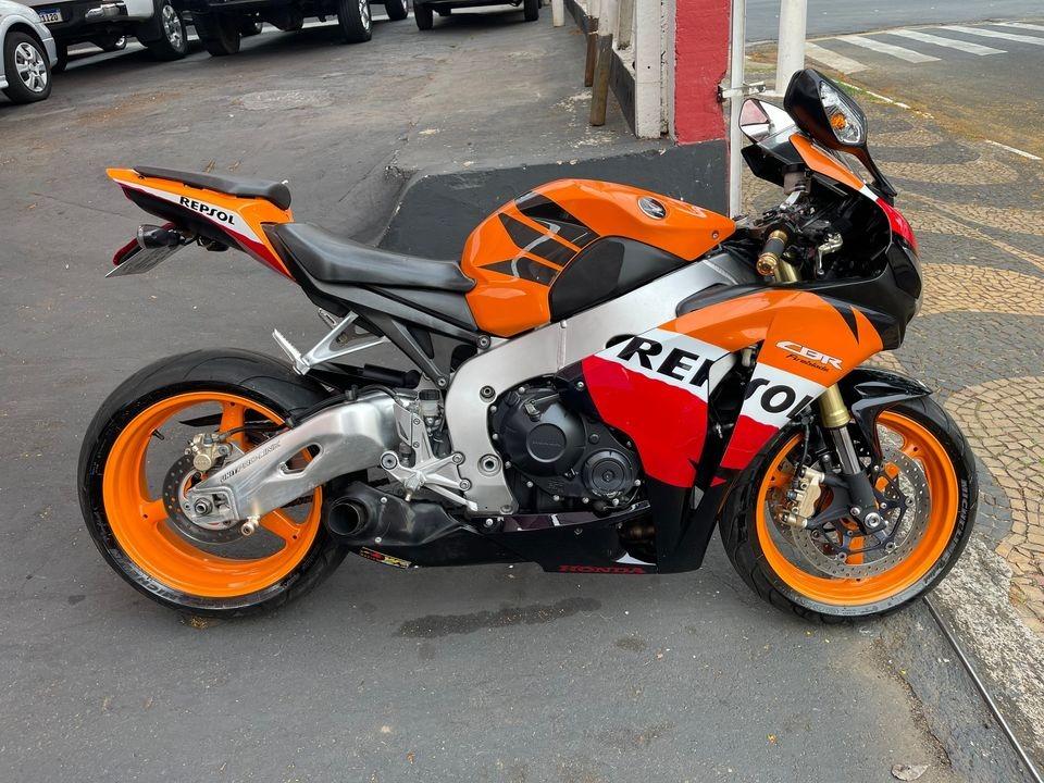 HONDA CBR 1000 RR - Foto