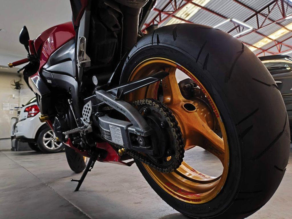 HONDA CBR 600 RR - Foto