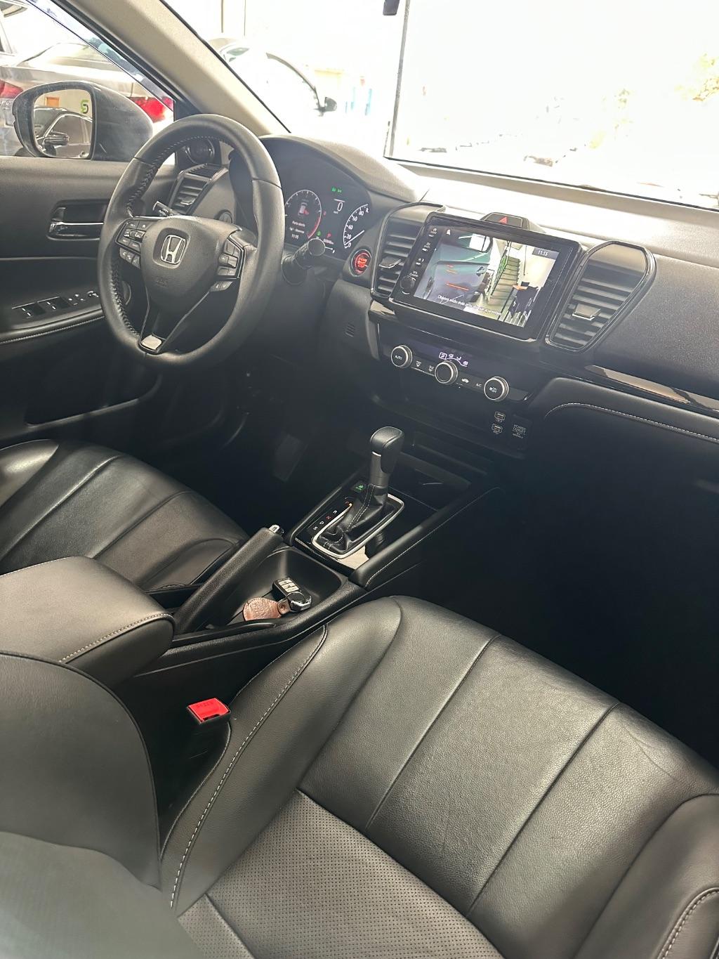 HONDA City Hatch - Foto