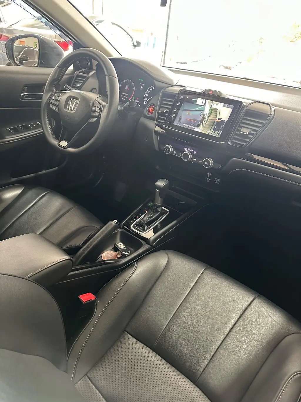 HONDA City Hatch - Foto