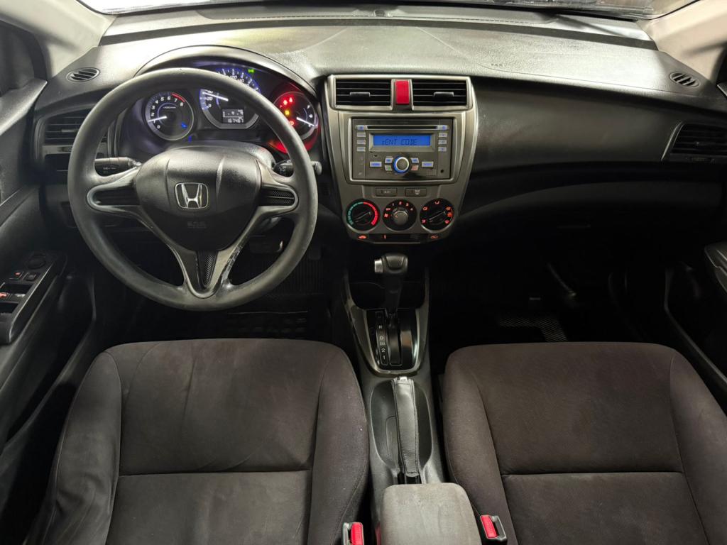 HONDA City Sedan - Foto