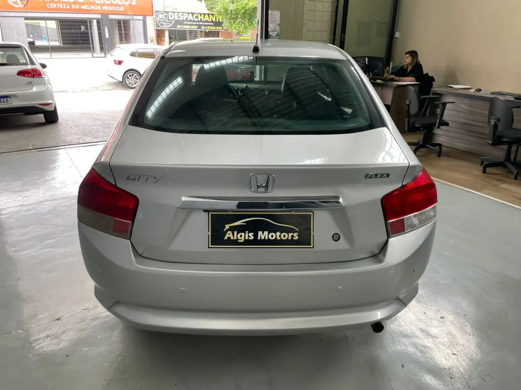 HONDA City Sedan - Foto