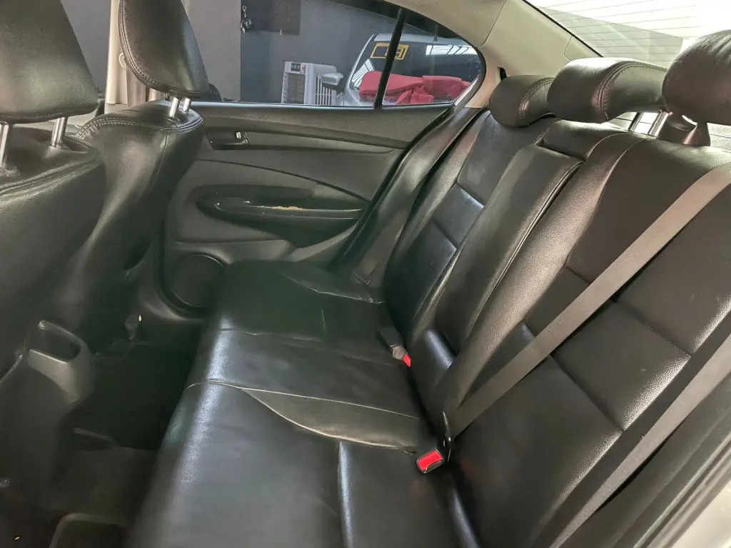 HONDA City Sedan - Foto