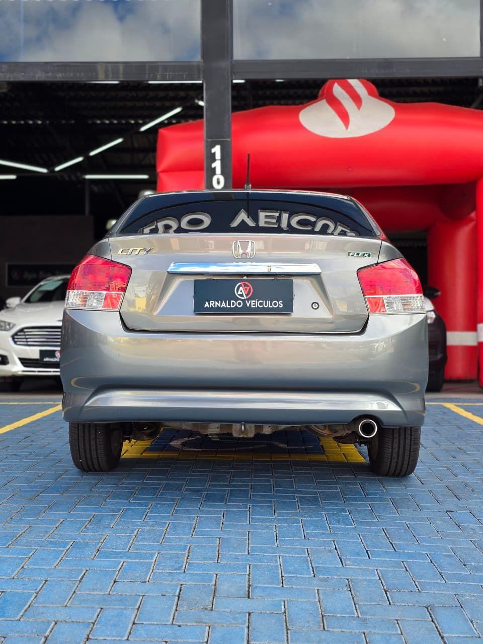 HONDA City Sedan - Foto