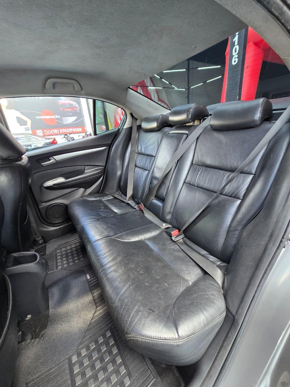 HONDA City Sedan - Foto