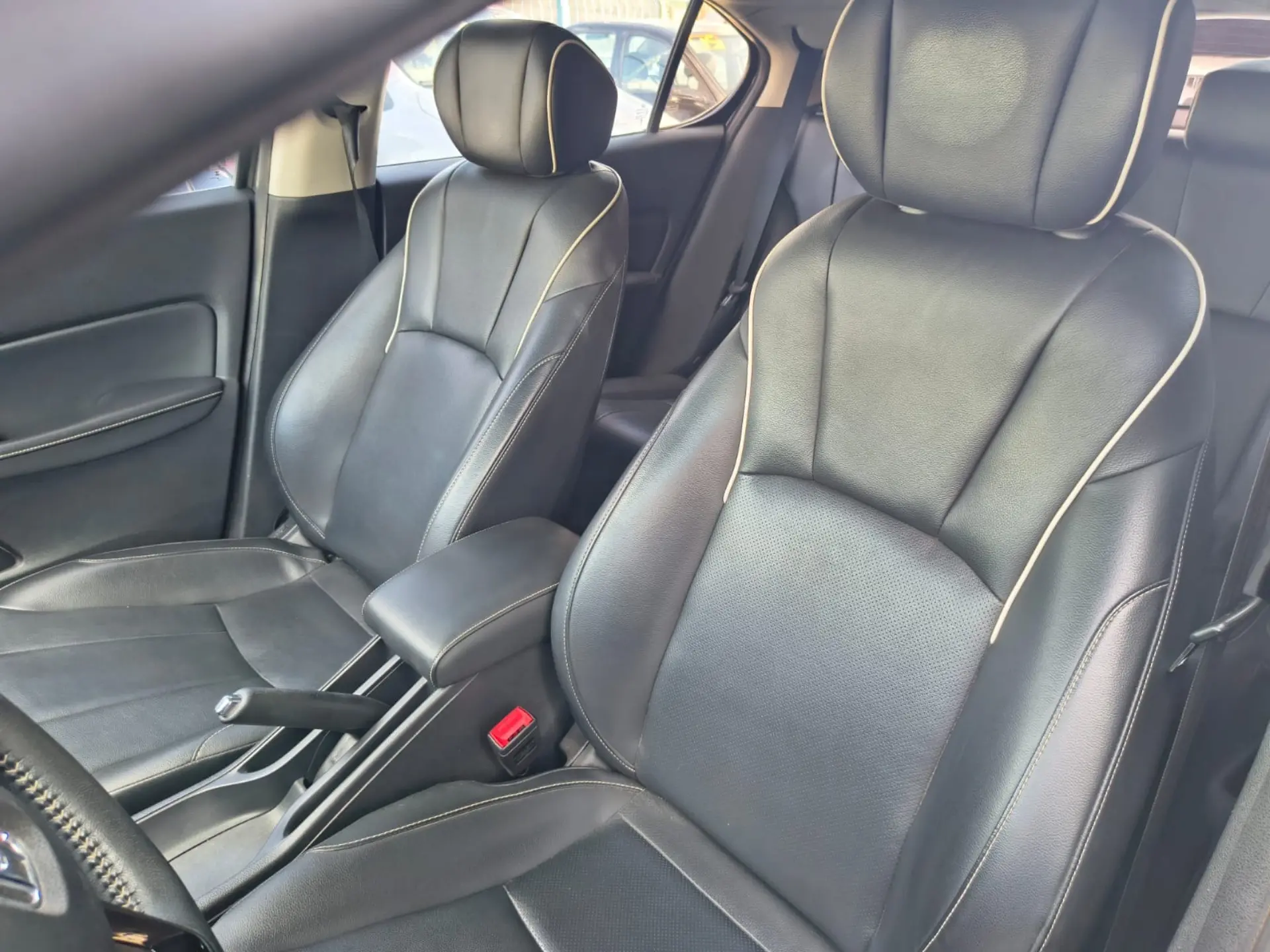 HONDA City Sedan - Foto