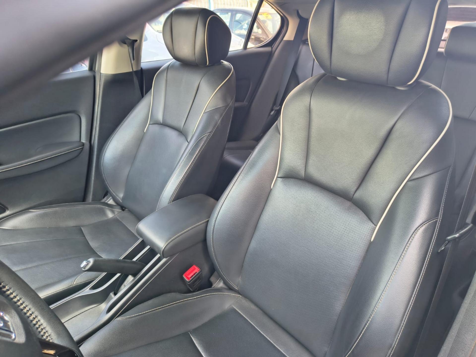 HONDA City Sedan - Foto